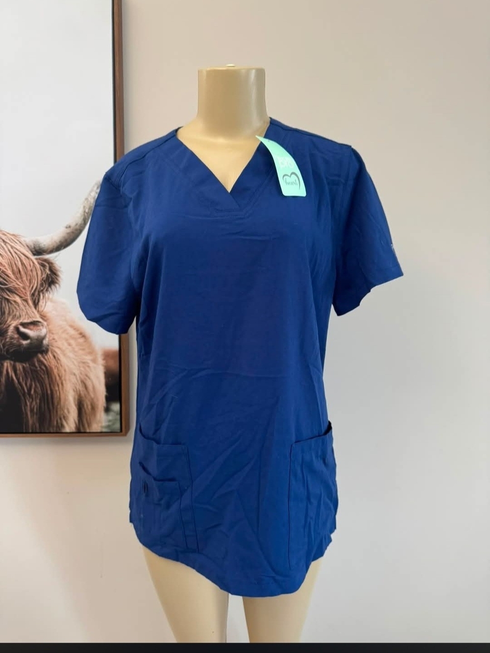 Women's V-Neck Short Sleeve Scrub Top in Navy Blue